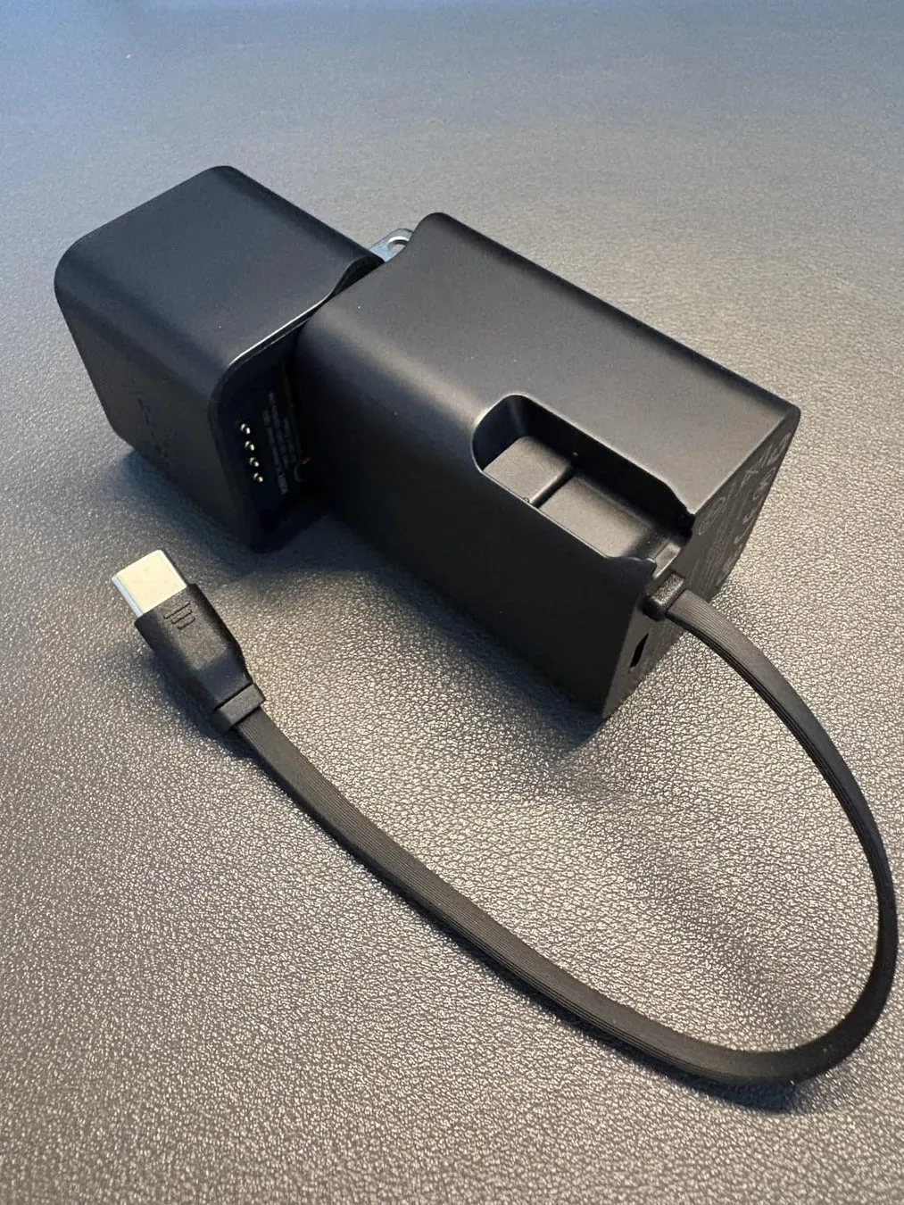 RORRY ACプラグ付き充電器